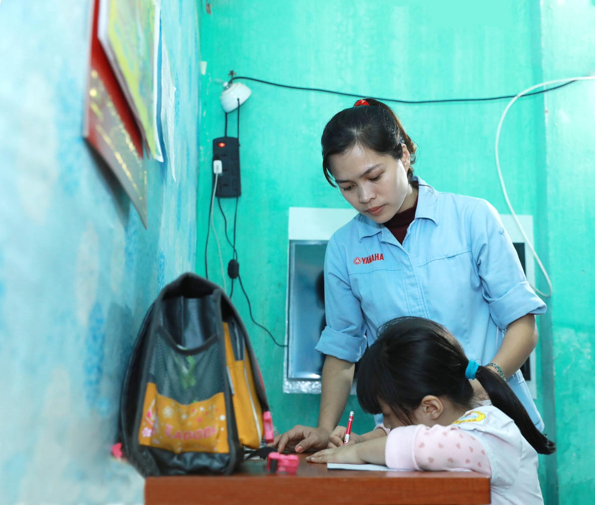 Nhiều công nhân lao động mong muốn có chính sách hỗ trợ, tạo điều kiện để được thuê nhà giá rẻ. Ảnh: Quang Vinh.