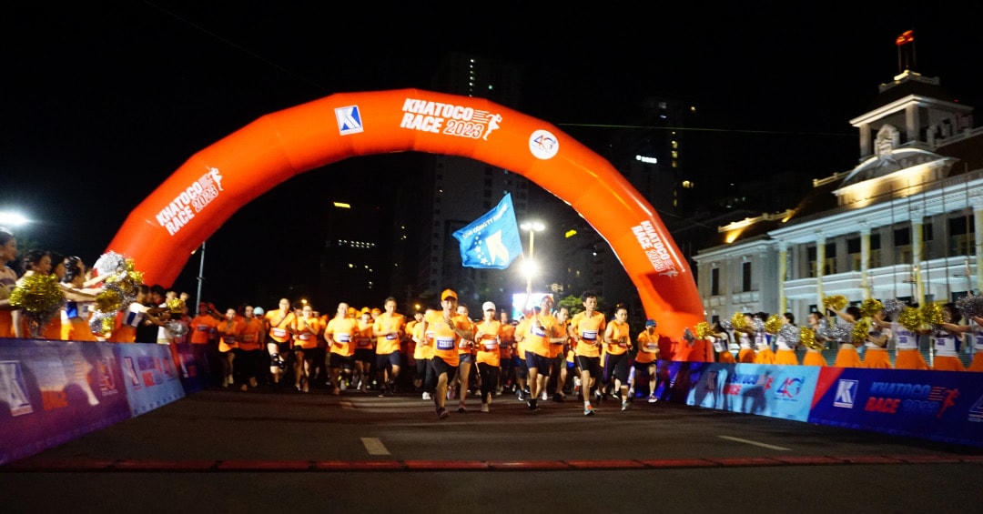 Giải chạy Khatoco Race 2023 thu hút hơn 1.300 vận động viên tham gia