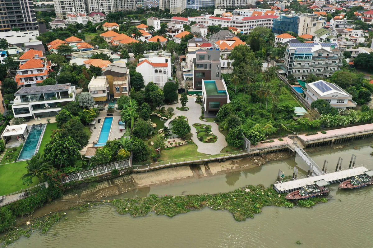 Vị trí xây dựng lấn chiếm hành lang ven sông tại địa chỉ số 11/9 đường Nguyễn Ư Dĩ, phường Thảo Điền mà Thanh Tra Sở Xây dựng đã có văn bản đề nghị UBND phường Thảo Điền trả lời.  