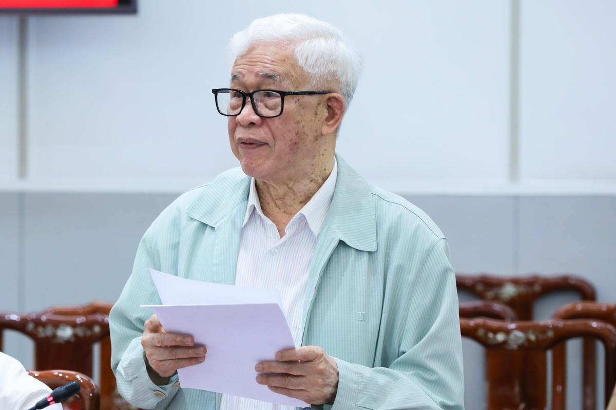 Ông Lù Văn Que phát biểu tại Hội nghị.