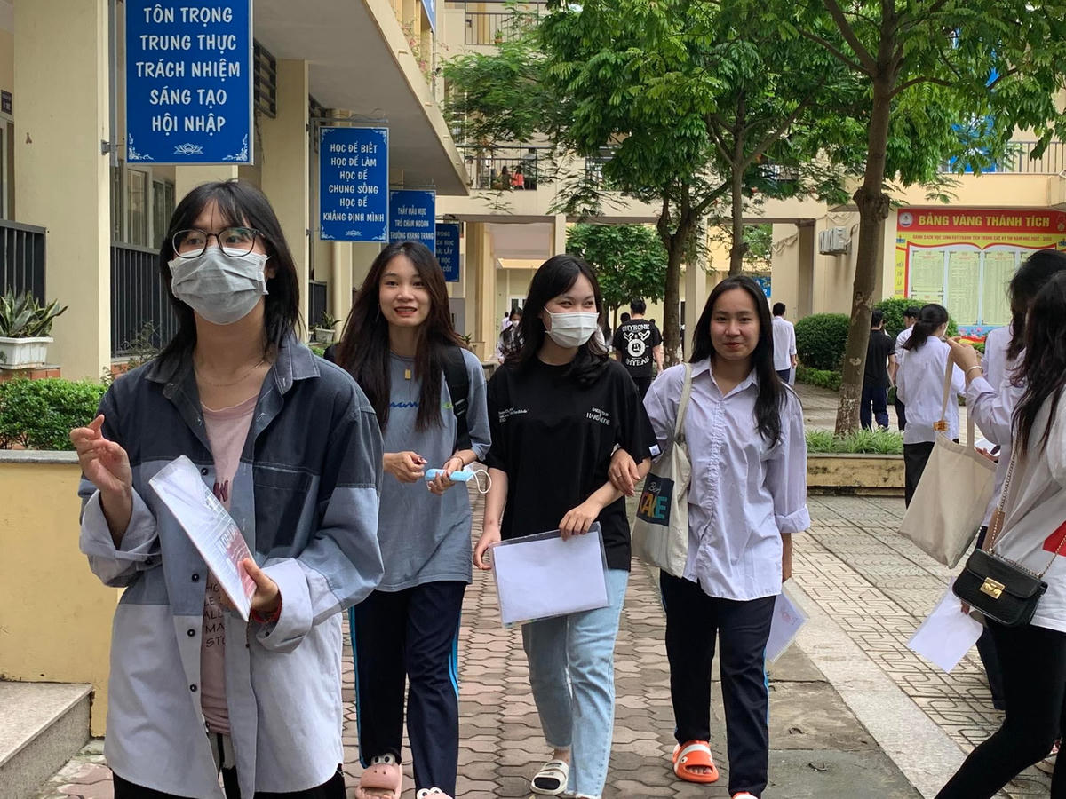 Thí sinh dự thi kỳ thi tốt nghiệp THPT 2023 tại Hà Nội.