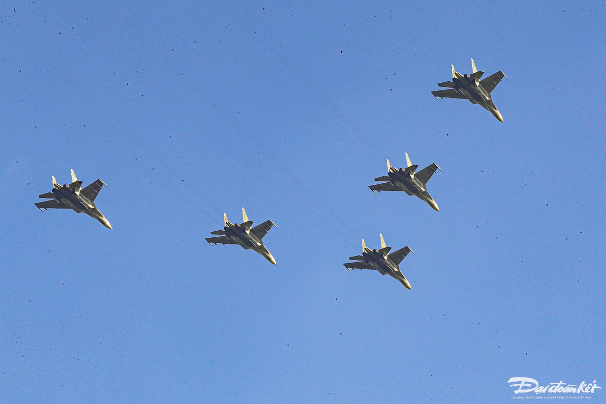 su30mk214.jpg