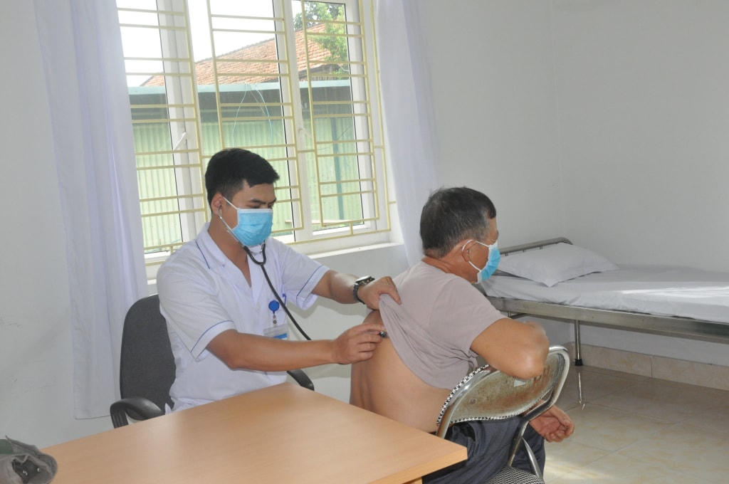 Chú trọng chăm sóc sức khỏe tâm thần từ tuyến y tế cơ sở. Ảnh: TL.