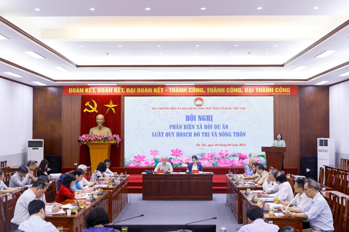 5d1ecfb53e65913bc874.jpg