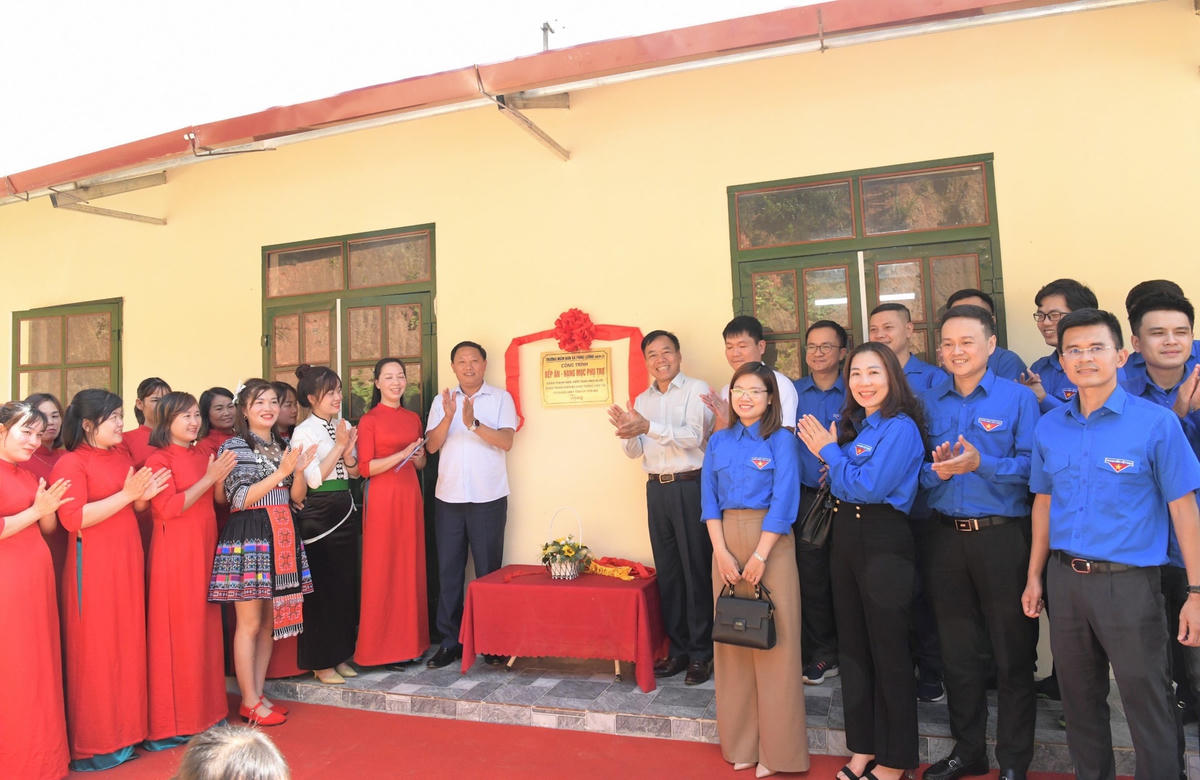 Lễ khánh thành Công trình “Hỗ trợ trường học vùng cao huyện Mù Cang Chải, tỉnh Yên Bái”.
