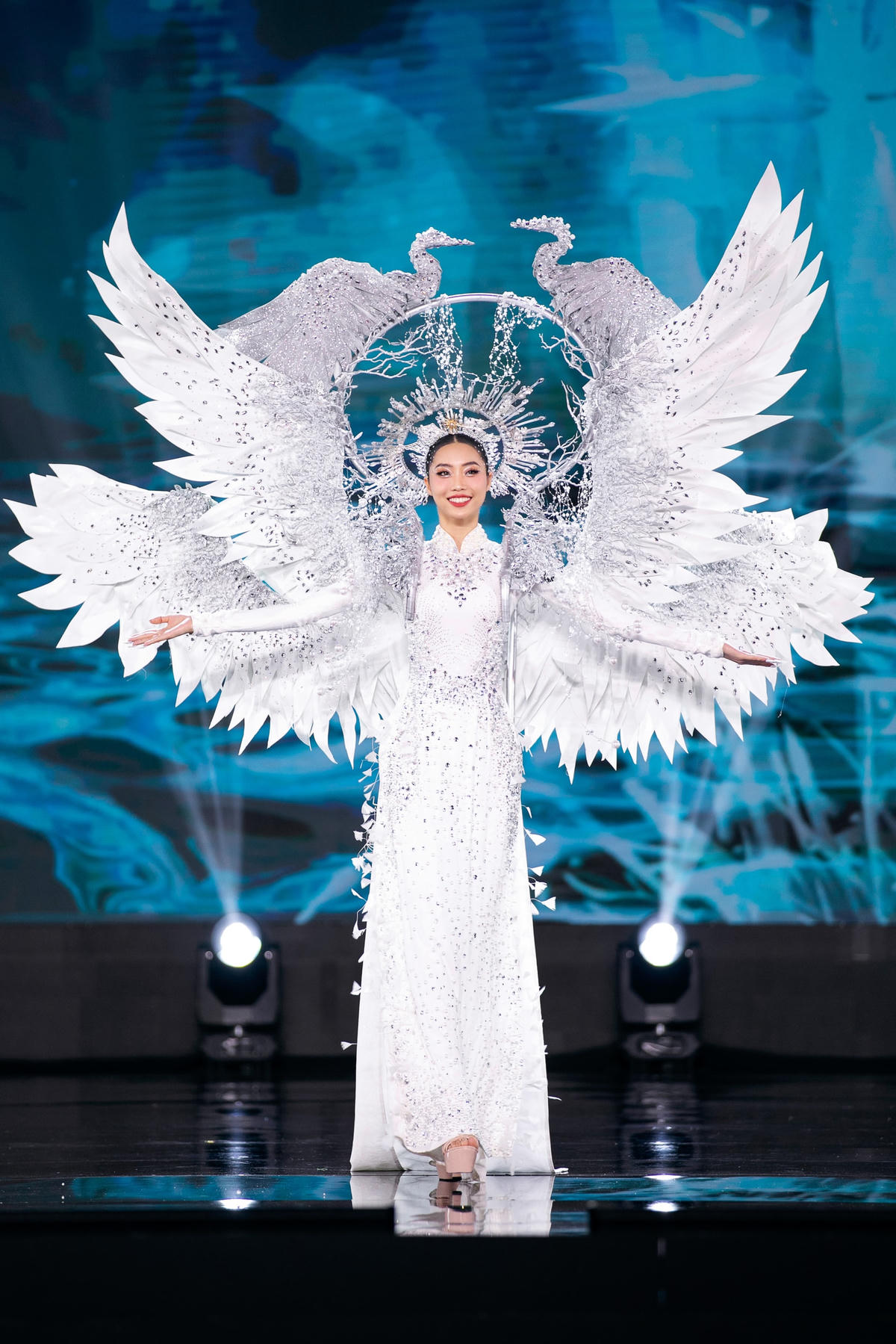 59 bộ trang phục được tạo ra cho các thí sinh đều của các nhà thiết kế trẻ, đa số các bạn đều là học sinh, sinh viên có niềm đam mê với thiết kế trên khắp các tỉnh thành Việt Nam.