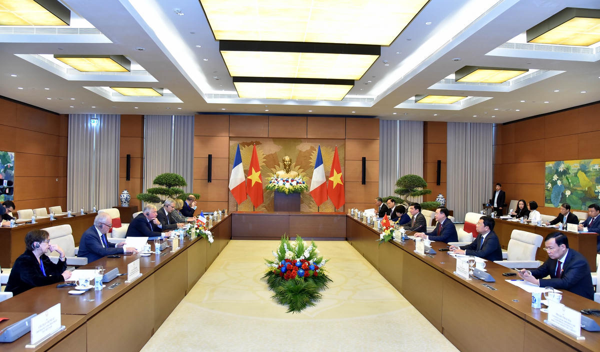 Quang cảnh buổi hội đàm.
