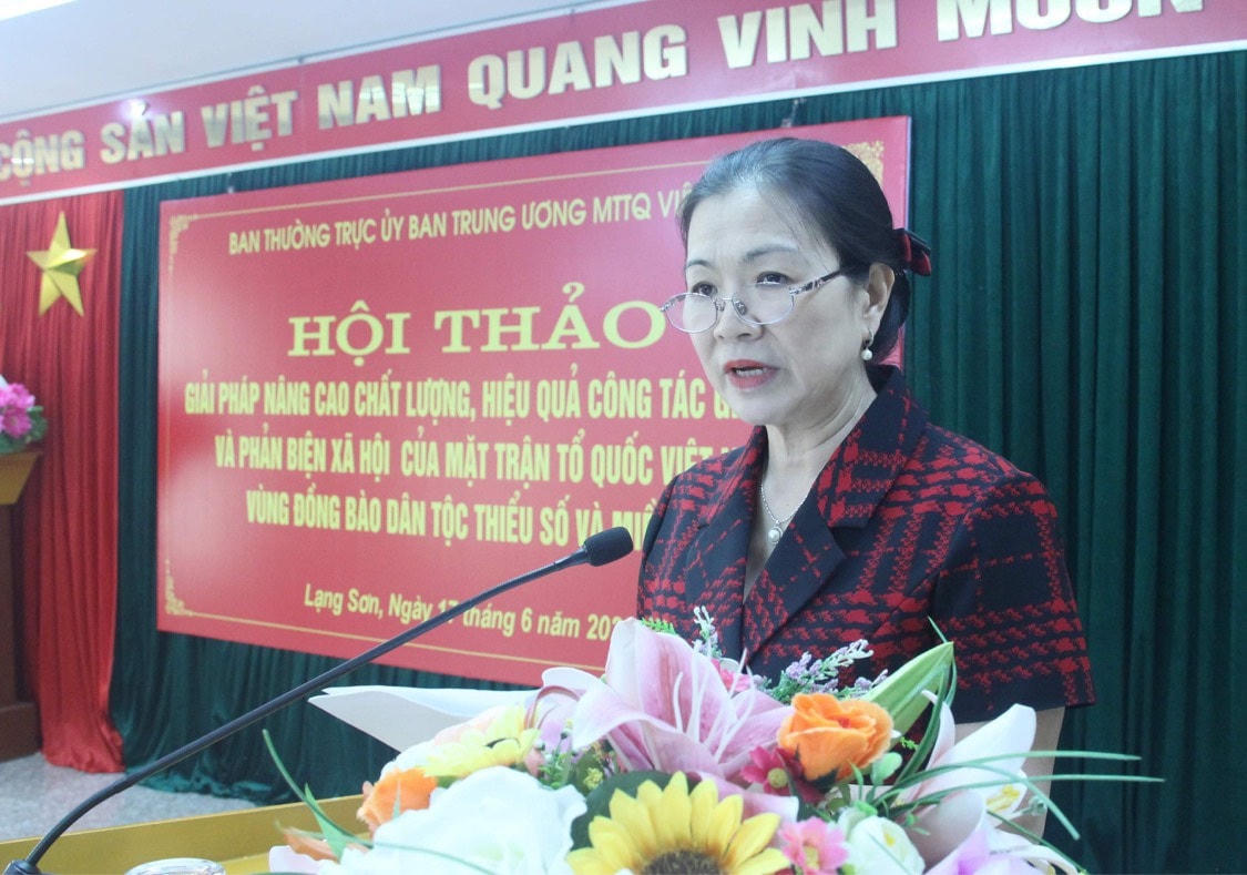 Phó Chủ tịch Trương Thị Ngọc Ánh phát biểu kết luận Hội thảo. Ảnh: Hoàng Huấn.