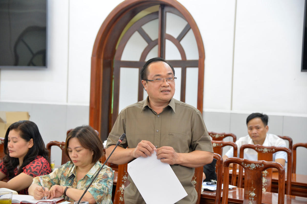 Ông Hoàng Bá Hai phát biểu Hội thảo
