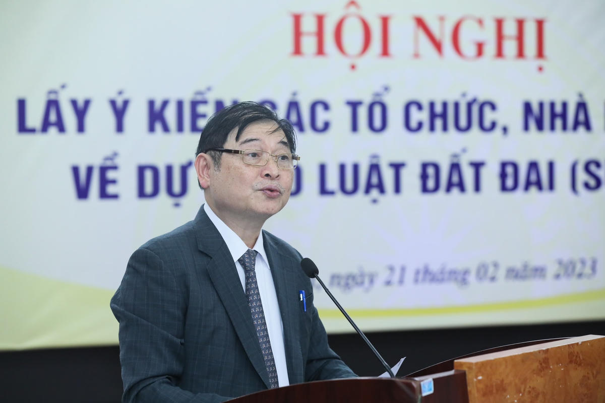 TSKH Phan Xuân Dũng, Chủ tịch Liên hiệp các Hội KH&KT Việt Nam phát biểu tại Hội nghị. Ảnh: Quang Vinh.