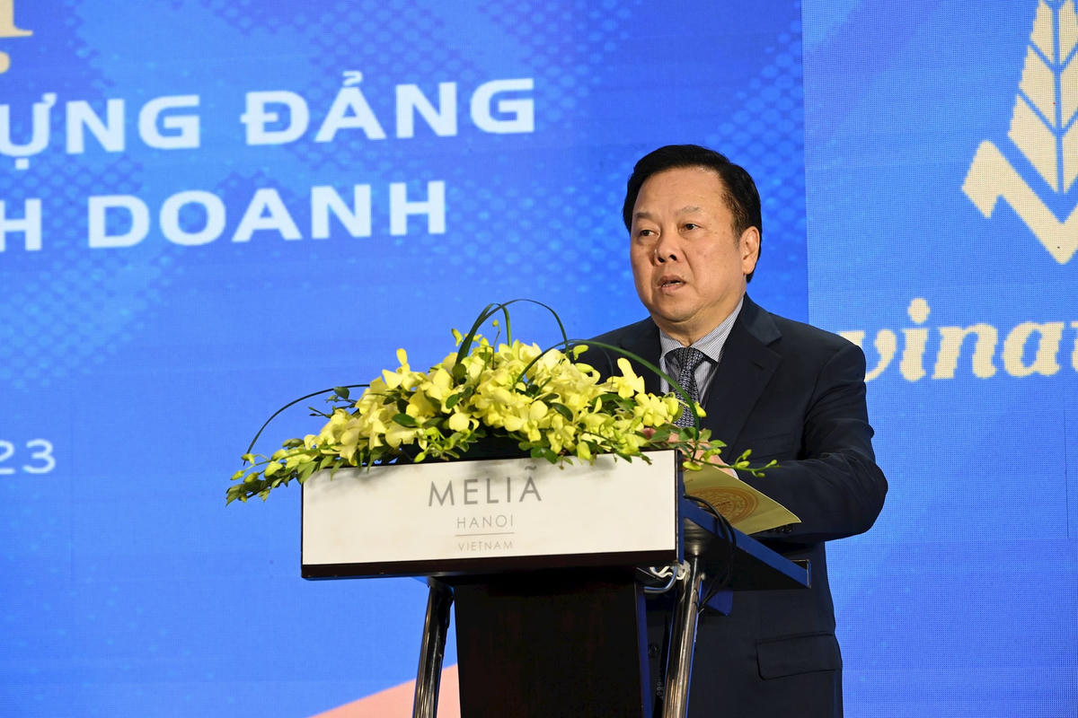 dong-chi-nguyen-hoang-anh-uy-vien-ban-chap-hanh-trung-uong-dang-bi-thu-ban-can-su-dang-chu-tich-uy-ban-quan-ly-von-nha-nuoc-tai-doanh-nghiep.jpg