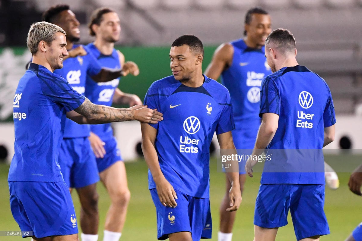 Mbappe là "ông chủ" trong phòng thay đồ ĐT Pháp.