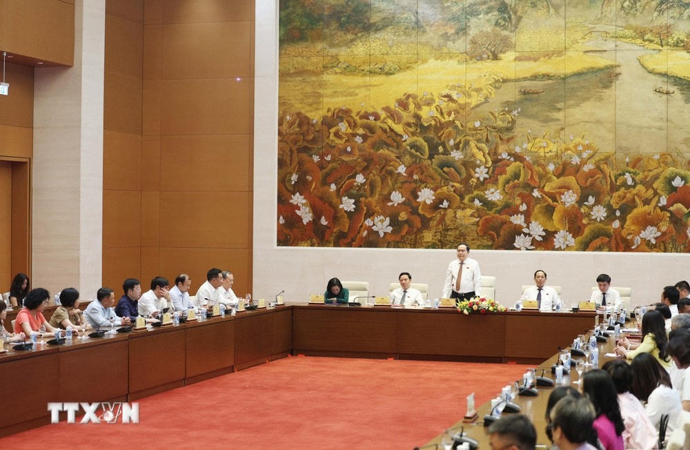 ttxvn_chu_tich_quoc_hoi_tran_thanh_man_gap_mat_lanh_dao_cac_co_quan_bao_chi_9.jpg
