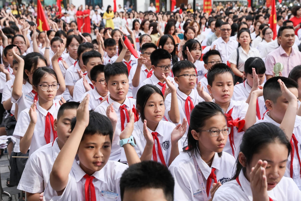 Nỗ lực xây dựng nhà trường an toàn, chia sẻ yêu thương