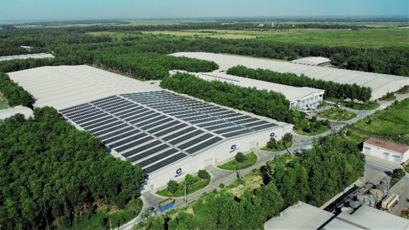 Các trang trại Vinamilk Green Farm đều sử dụng năng lượng mặt trời, góp phần làm giảm thiểu ảnh hưởng biến đổi khí hậu.