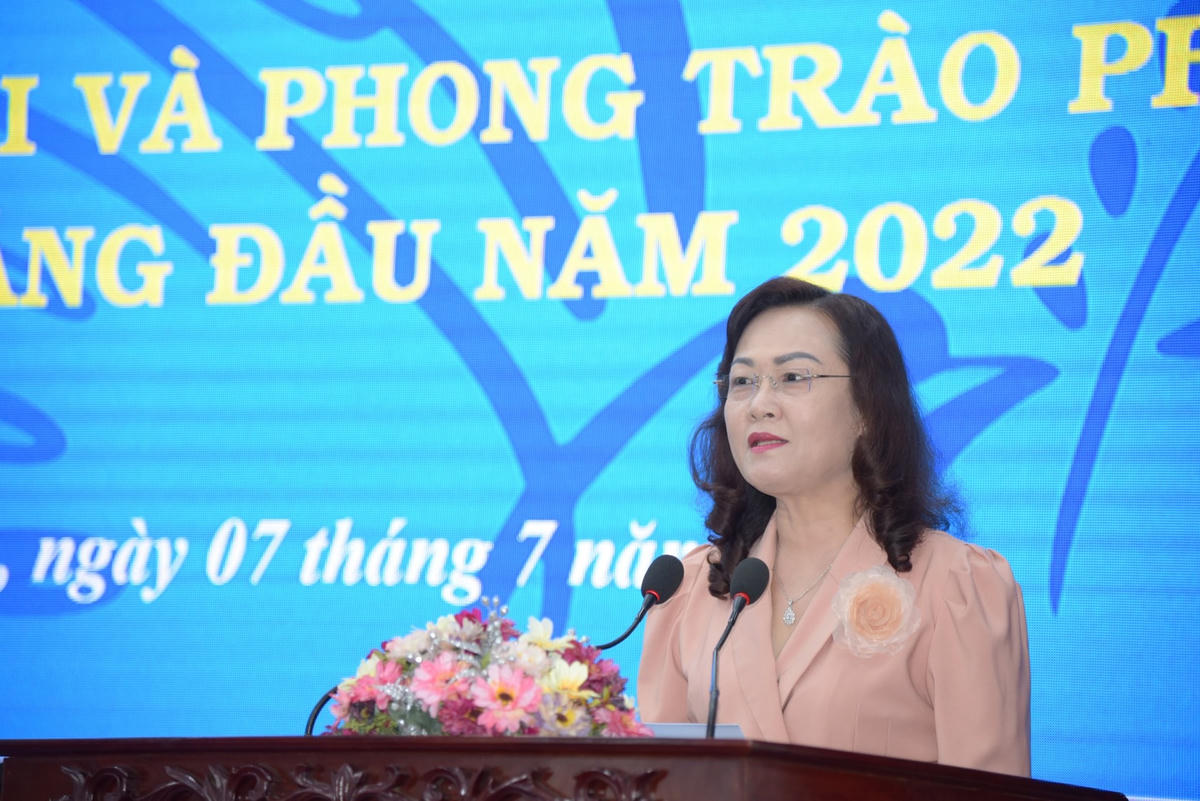 Phó Bí thư Thường trực Tỉnh ủy Bạc Liêu Lê Thị Ái Nam phát biểu chào mừng tại Hội nghị.