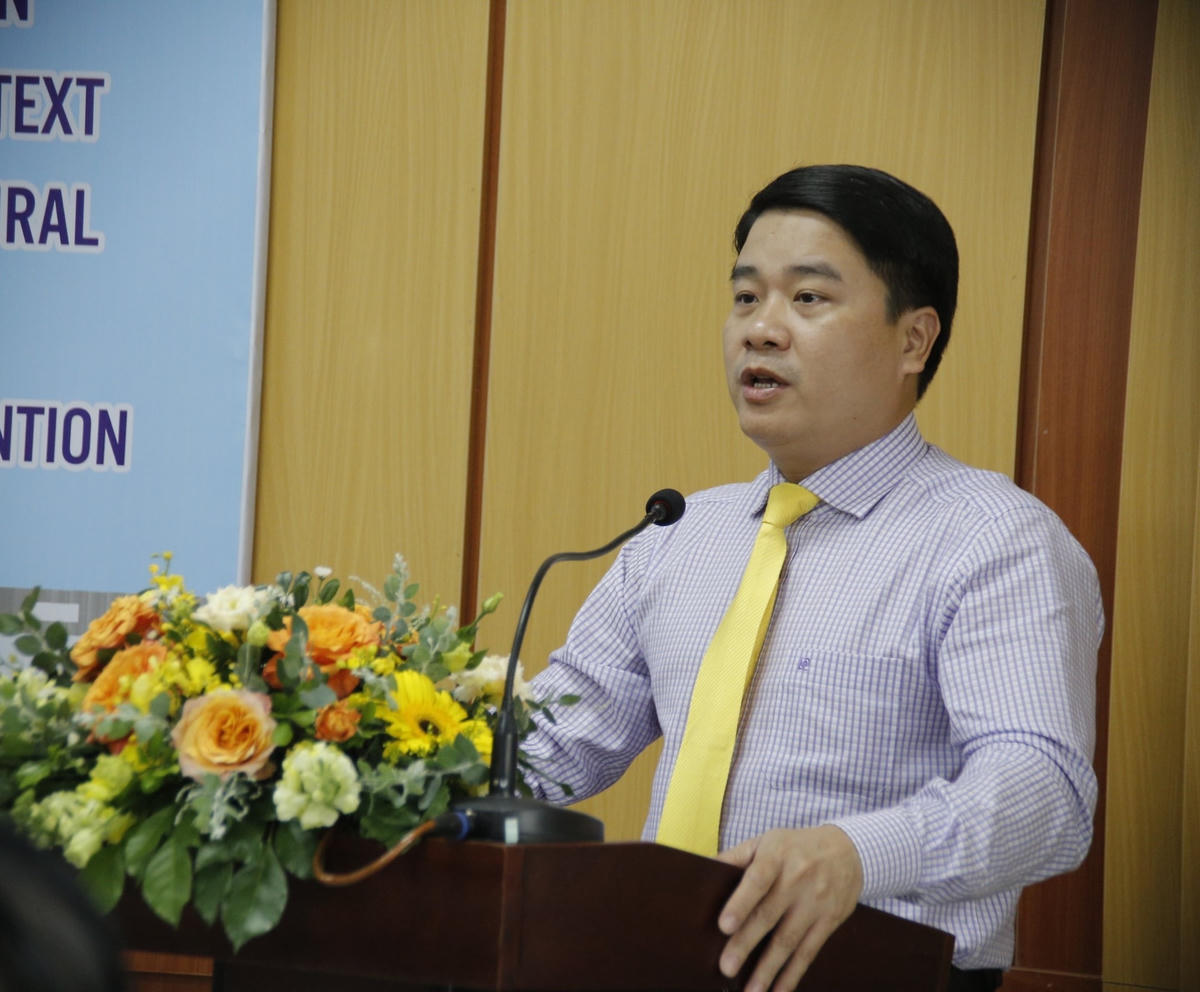 Ông Trần Văn Tân, Phó Chủ tịch UBND tỉnh Quảng Nam phát biểu tại hội thảo.