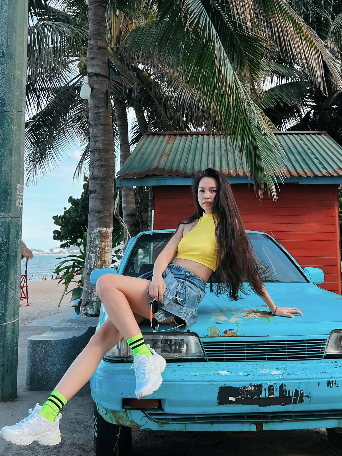 Sau nhiều năm “một mình” Hiền Thục vẫn giữ được phong độ trẻ trung khiến nhiều người ngưỡng mộ.