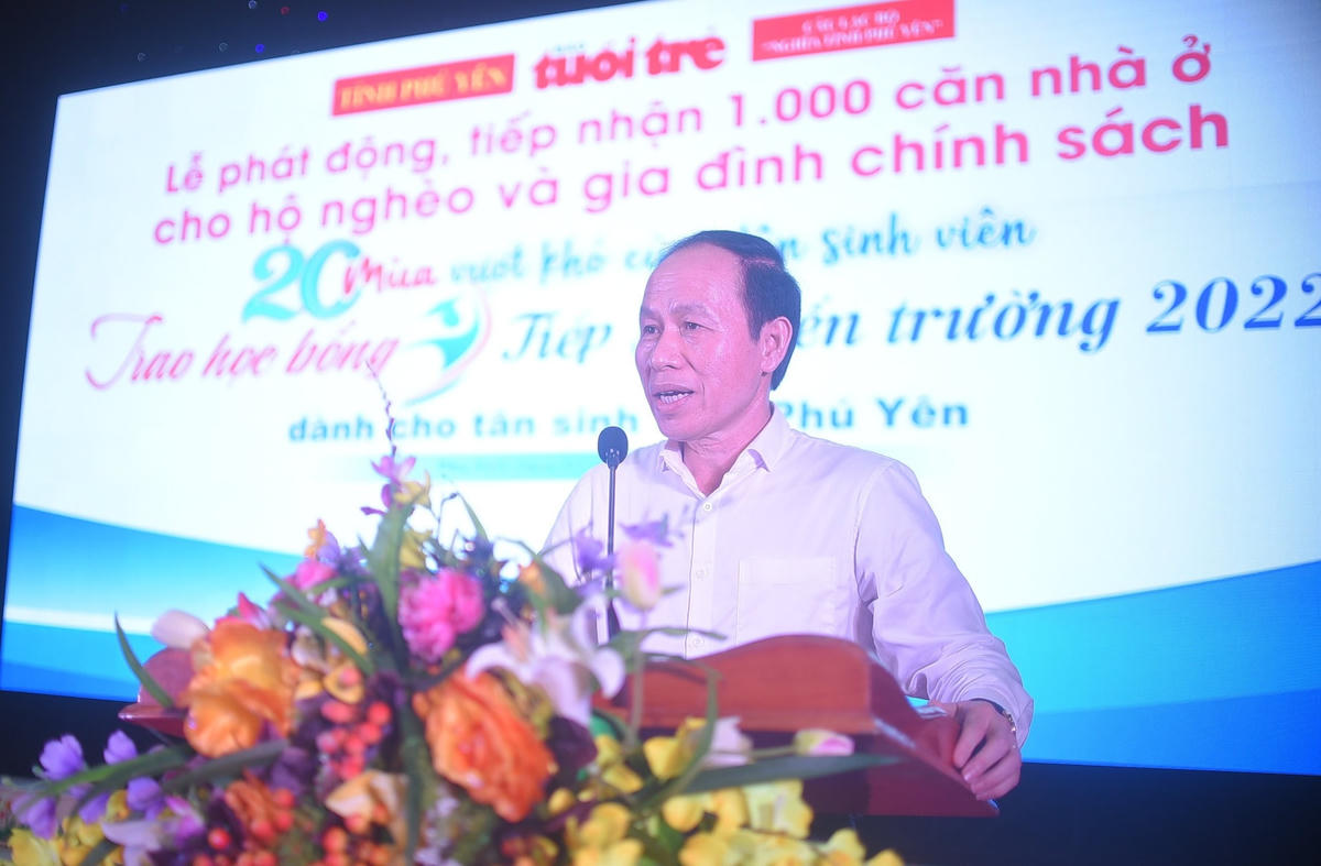 Phó Chủ tịch - Tổng Thư ký UBTƯ MTTQ Việt Nam Lê Tiến Châu, phát biểu tại buổi lễ.  