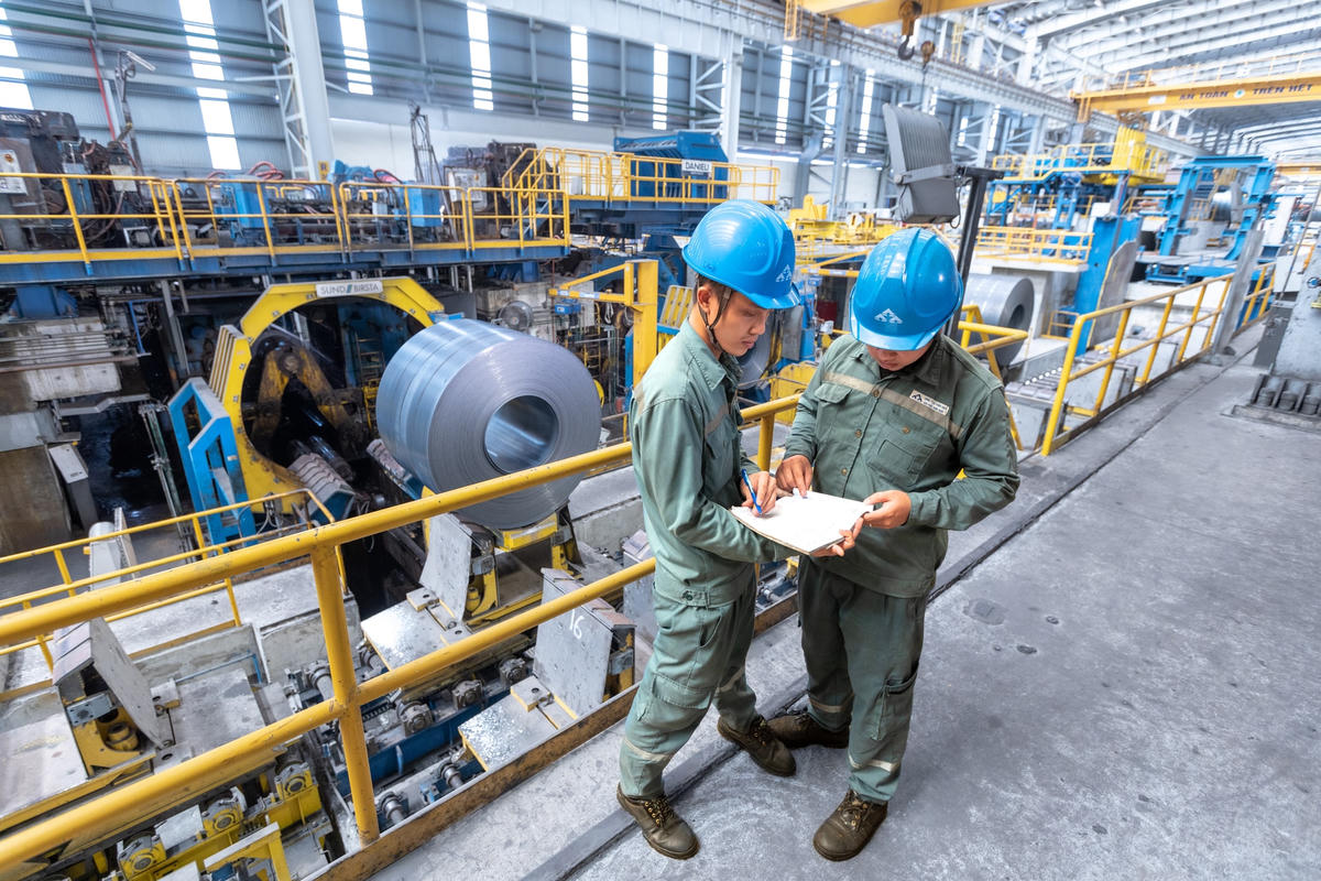 Doanh nghiệp cần được hỗ trợ để phục hồi và phát triển sản xuất. Ảnh: Quang Vinh.