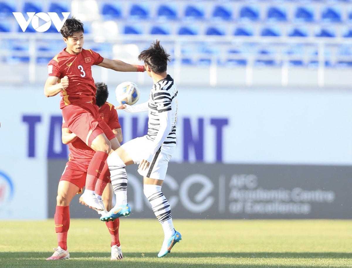 HLV Gong Oh Kyun: U23 Việt Nam đã chơi bóng tự tin trước U23 Hàn Quốc