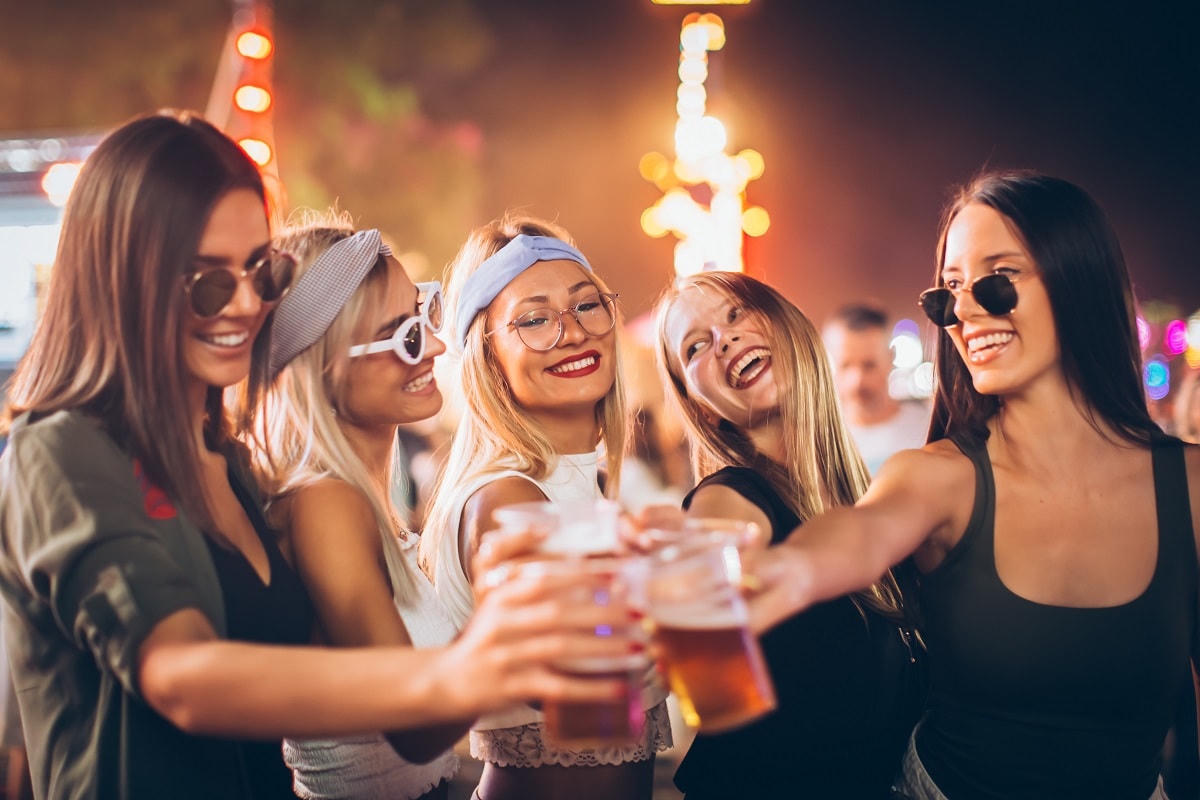 Paradise Walk sẽ là mảnh ghép chủ lực tạo nên sức sống về đêm của Hòn Thơm. Ảnh Shutterstock.