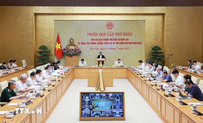Phiên họp lần thứ nhất của Ban Chỉ đạo Phòng thủ dân sự quốc gia. (Ảnh: Dương Giang/TTXVN) ttxvn-thu-tuong-ban-chi-dao-phong-thu-dan-su-quoc-gia-7.jpg