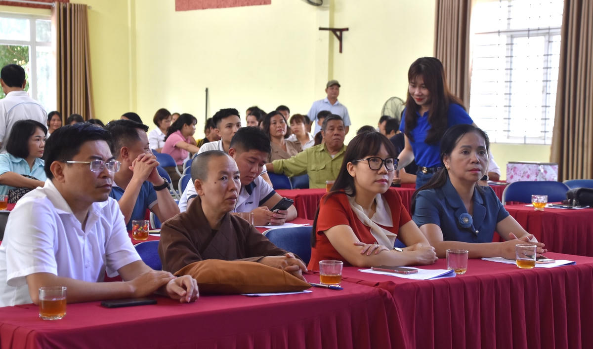 Lan toả yêu thương tới những hoàn cảnh khó khăn tỉnh Lào Cai nhân ngày hội Đại đoàn kết toàn dân tộc