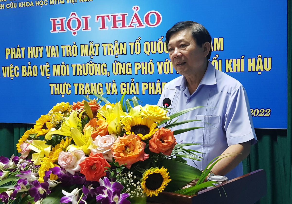 Tiến sĩ Nguyễn Hữu Dũng, Phó Chủ tịch UBTƯ MTTQ Việt Nam phát biểu khai mạc hội thảo.