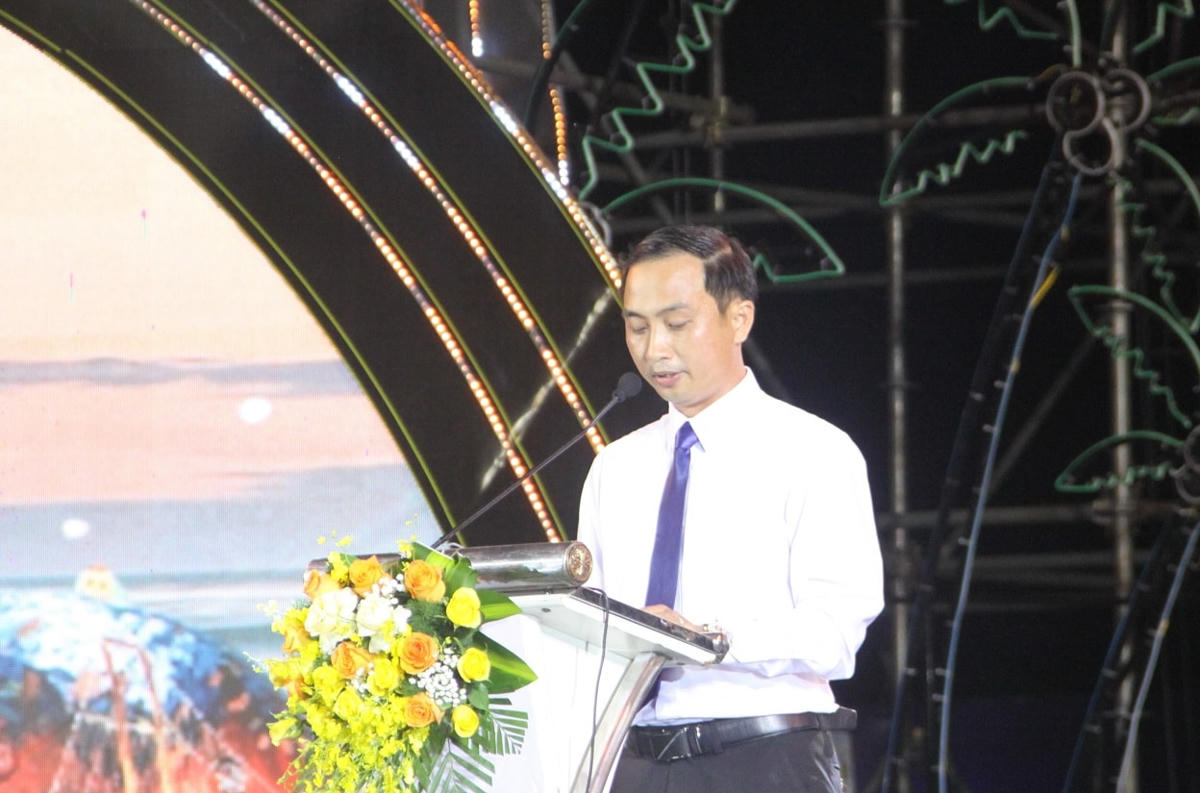 Ông Nguyễn Hồng Lai, Phó Chủ tịch UBND TP Tam Kỳ phát biểu khai mạc Ngày hội.