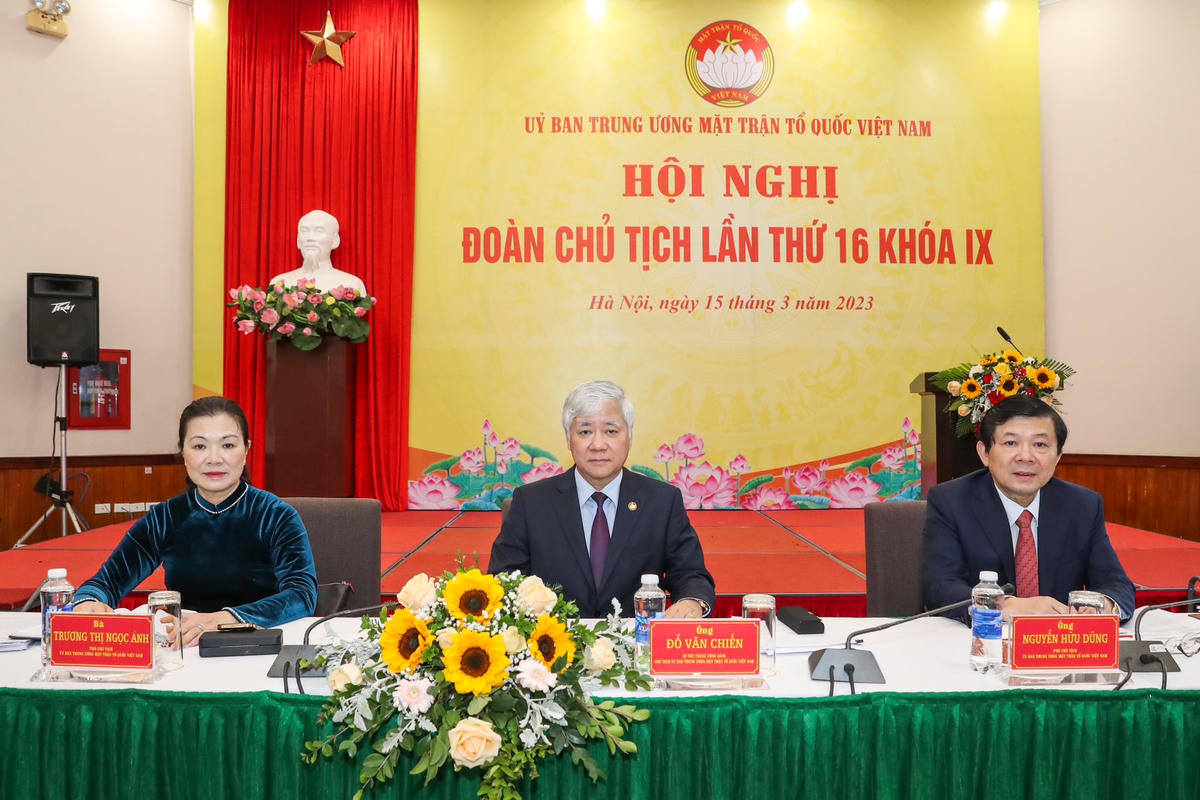 Chủ trì Hội nghị. Ảnh: Quang Vinh.