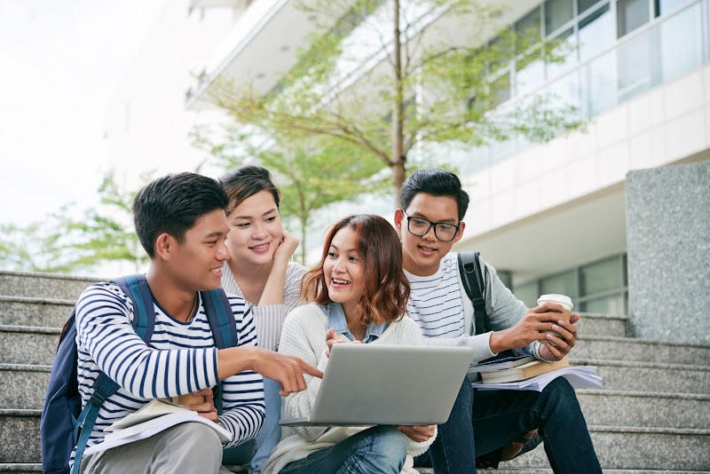 Thí sinh dễ dàng đăng ký và nộp phí xét tuyển ĐH-CĐ 2022 trực tuyến.