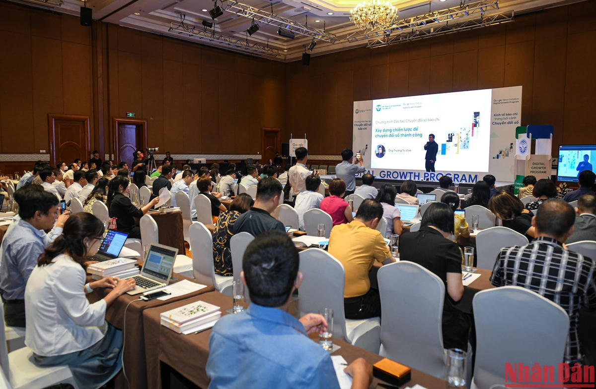 Quang cảnh chương trình đào tạo “Chuyển đổi số báo chí” diễn ra trong ngày 21/9 tại Hà Nội.