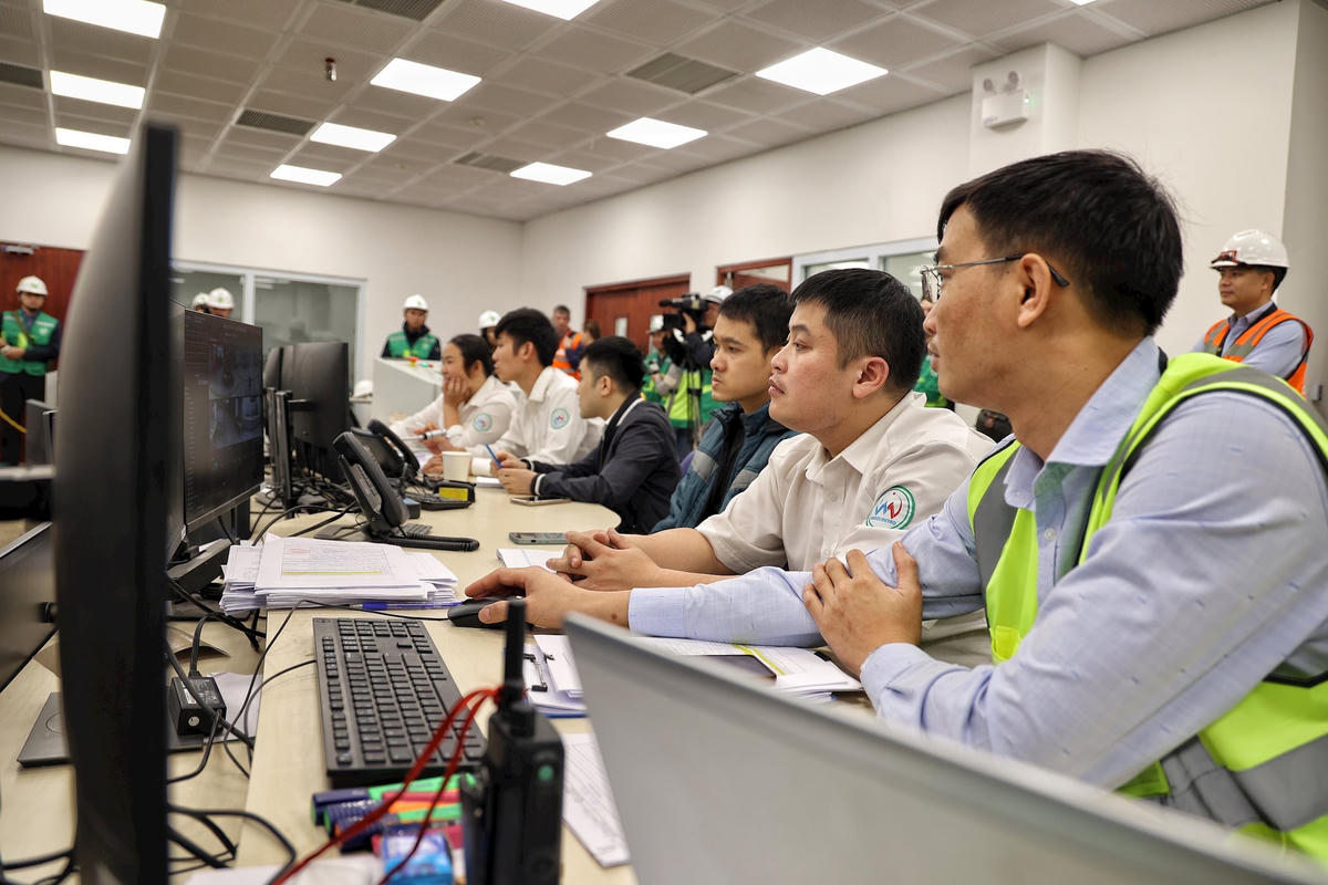 nhon_ga_ha_noi-le-khanh17-7271bbb5bcfc79430becbf100c41edbb.jpg