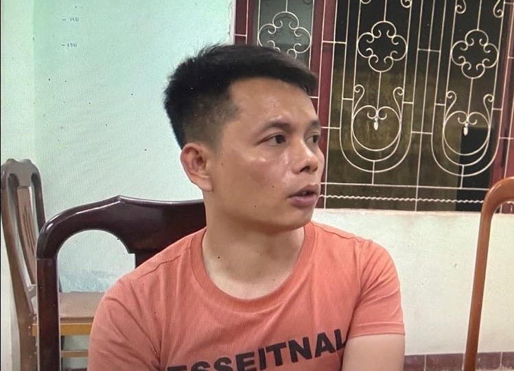 Dũng khai nhận, 5.400 viên nén màu hồng, xanh là ma túy tổng hợp.