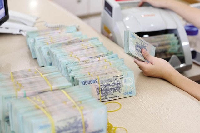 Nợ xấu tăng lên nhưng lợi nhuận của các ngân hàng vẫn đủ khỏe để hỗ trợ, tăng cường trích lập dự phòng.