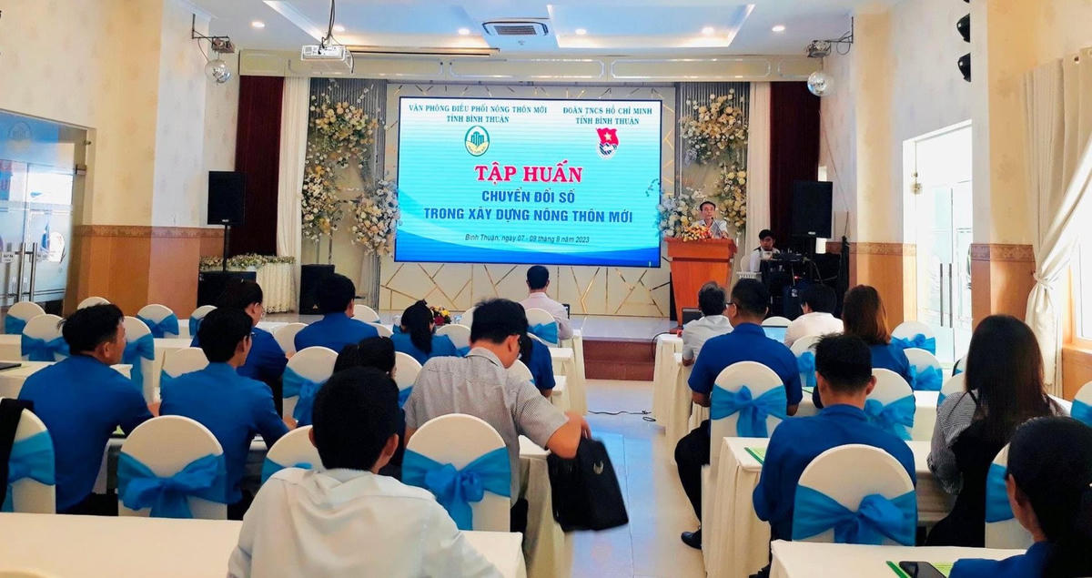 Quang cảnh lớp tập huấn.