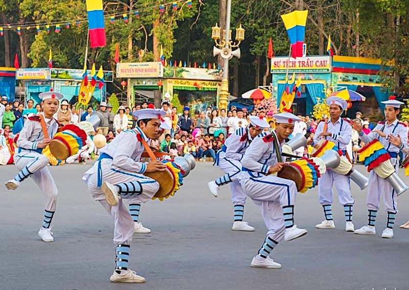 Múa trống Chhay-dăm, một điệu múa dân gian độc đáo của đồng bào Khmer, đặc trưng của Tây Ninh.