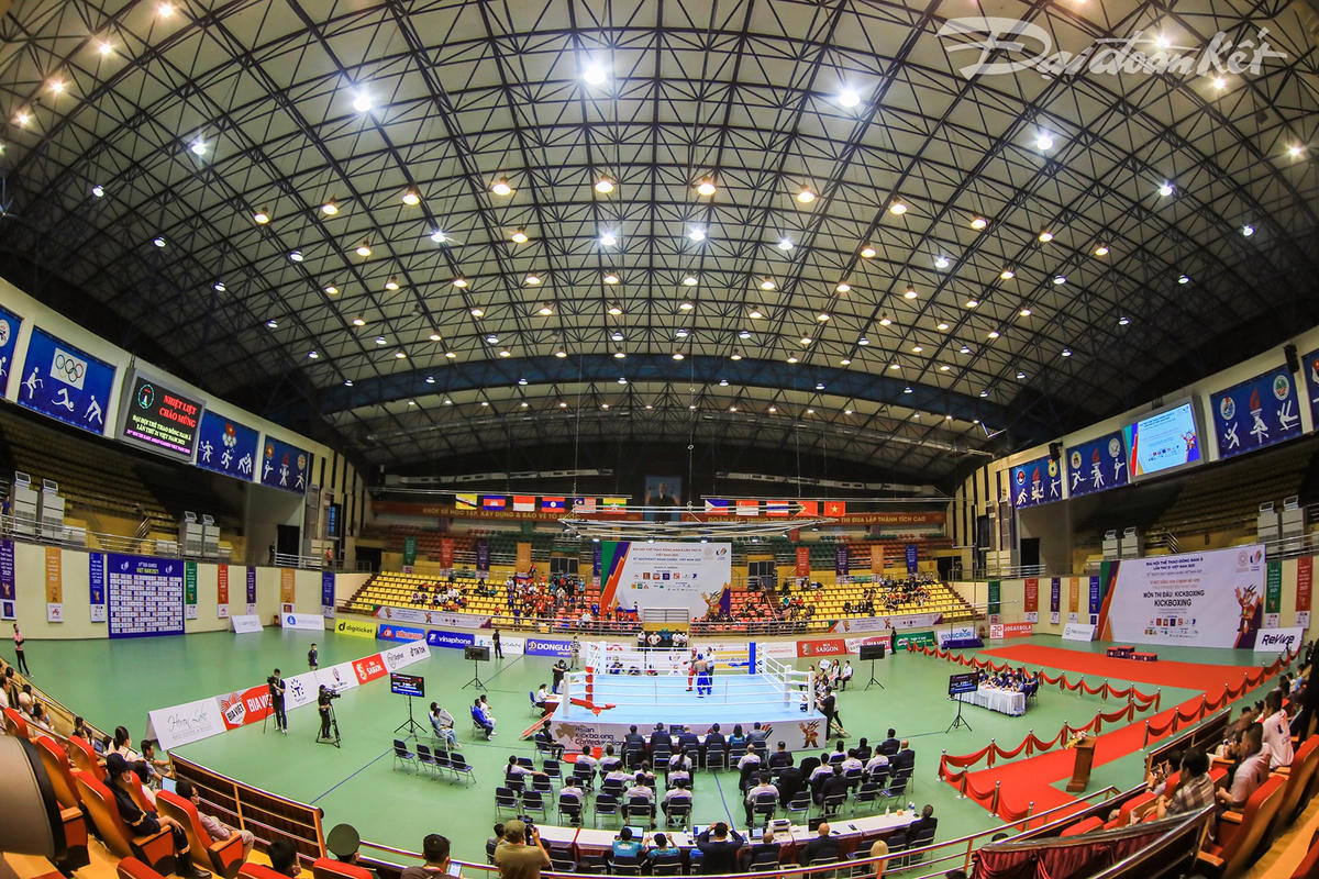 Tối 9/5, tại Nhà thi đấu đa năng tỉnh Bắc Ninh đã diễn ra các nội dung thi đấu môn kickboxing trong khuôn khổ SEA Games 31.