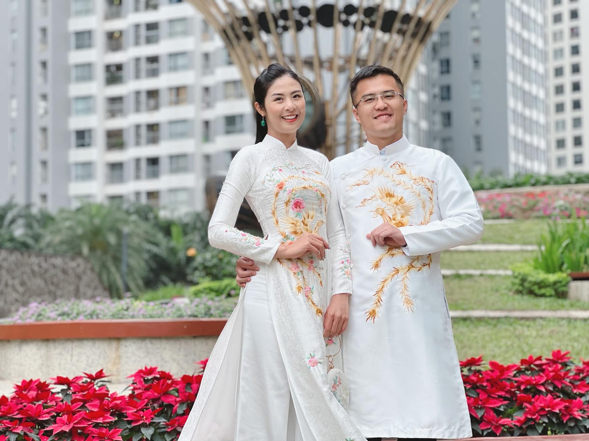 Tháng 12, cô và bạn trai Phú Đạt sẽ lên xe hoa.