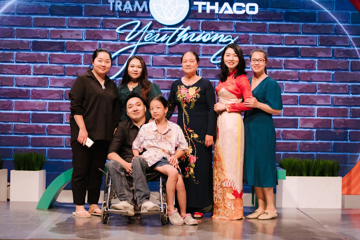 Minh Lâm may mắn vì luôn có gia đình là điểm tựa.