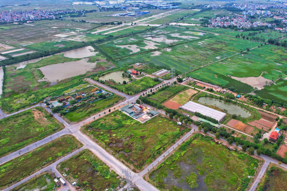Người dân phản đối sử dụng nước từ trạm cấp nước Thanh Hà do gần nghĩa trang và mương ô nhiễm