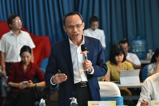 Ông Cấn Văn Lực chỉ ra những hạn chế trong phát triển nhà ở xã hội.