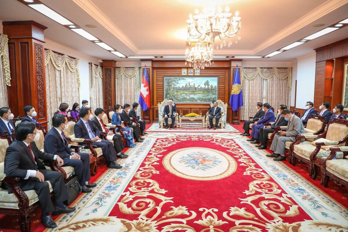 [Ảnh] Chủ tịch Đỗ Văn Chiến yết kiến Quốc vương Campuchia Norodom Sihamoni, chào xã giao lãnh đạo Nhà nước Campuchia