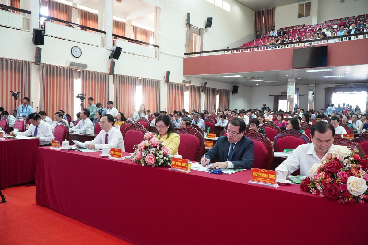 Quang cảnh hội nghị.