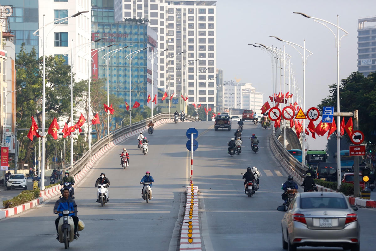 Thay vào đó là khung cảnh yên bình, trong trẻo của sáng đầu năm mới 2023.