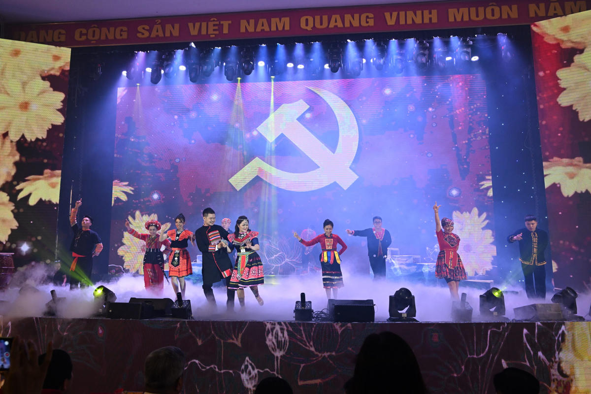 Hội diễn chào mừng 5 năm thành lập SCMC: Vinataba xuất sắc giành 2 huy chương Bạc
