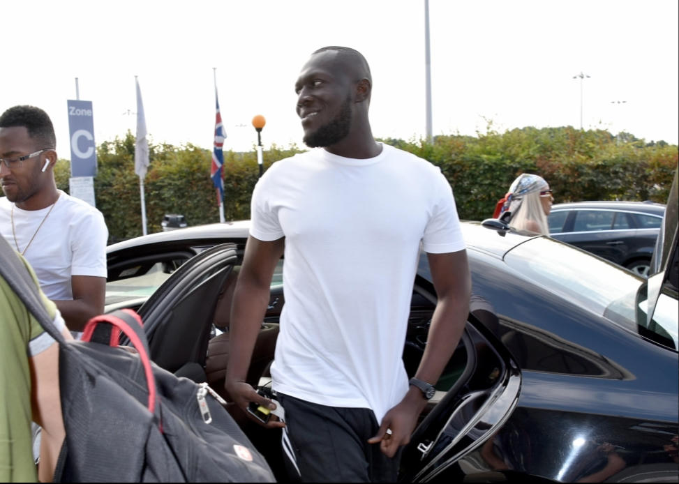 Stormzy đã sắm ra một loạt động cơ ấn tượng. Ảnh: Getty.