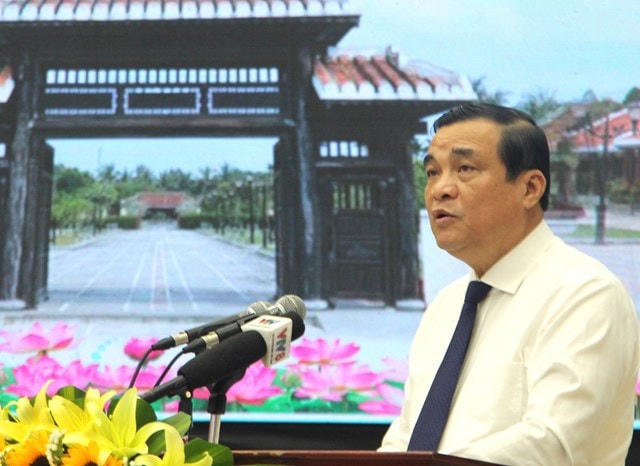 Ông Phan Việt Cường, Bí thư Tỉnh ủy Quảng Nam phát biểu tại Hội thảo.  