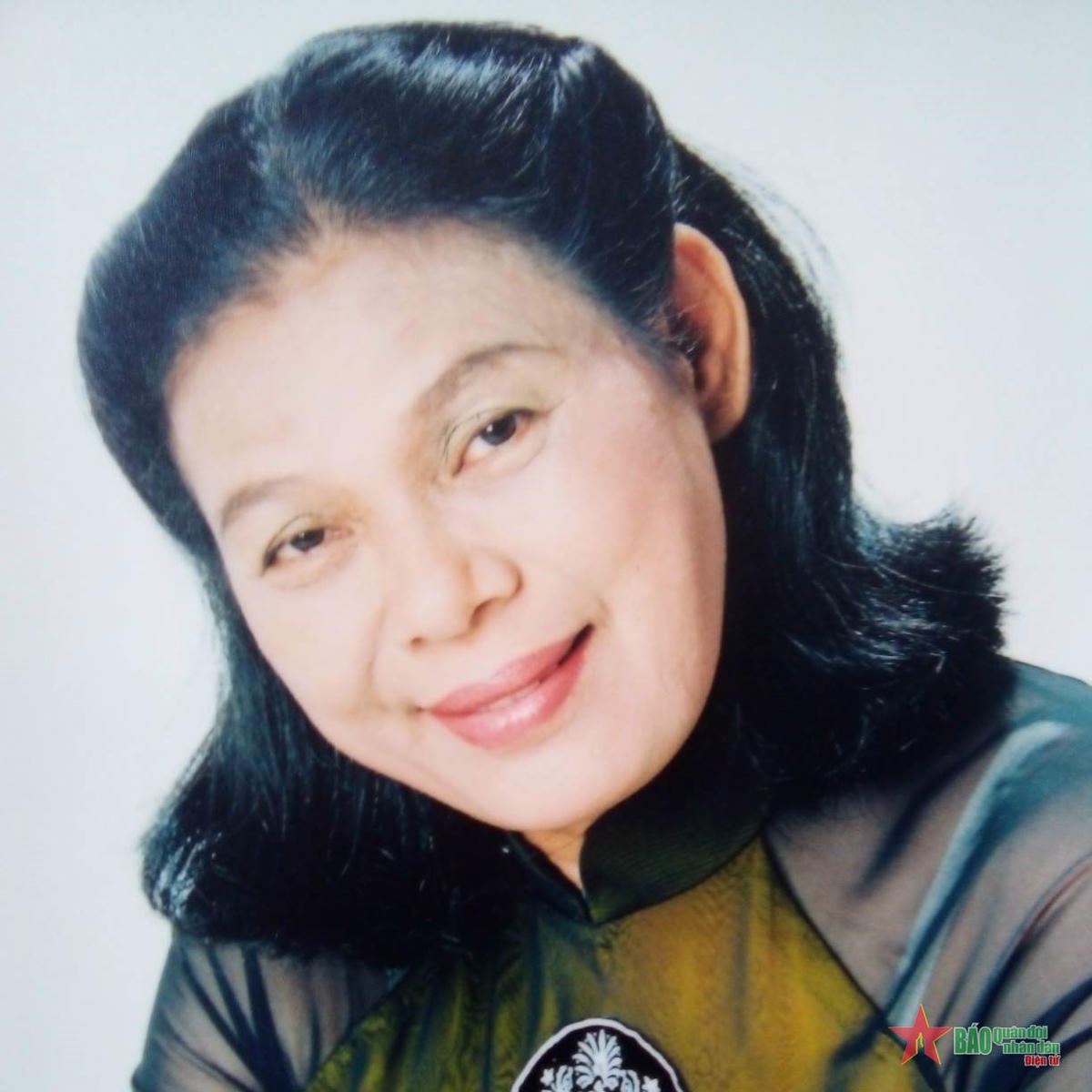 Nhà thơ Lê Thị Mây.